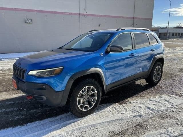 2020 Jeep Cherokee Trailhawk 4X4 in Hydro Blue Pearlcoat — front three-quarter view