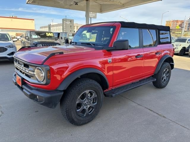 2021 Ford Bronco Big Bend in Race Red — front three-quarter view