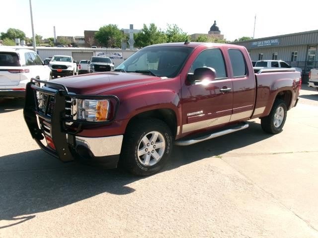2013 GMC Sierra 1500 SLE in Sonoma Red Metallic — front three-quarter view