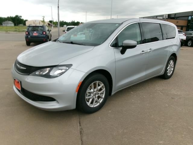 2023 Chrysler Voyager LX in Silver Mist Clearcoat — front three-quarter view