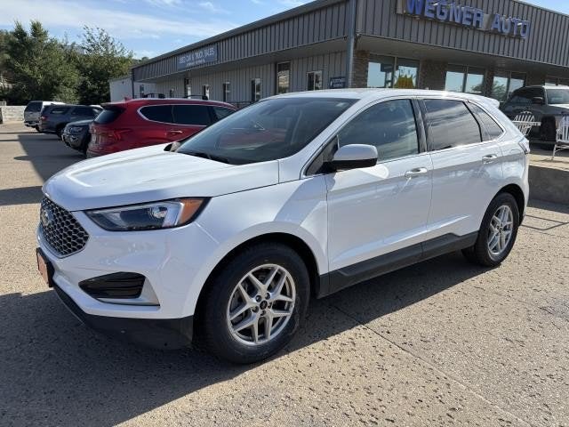 2024 Ford Edge SEL in Oxford White — front three-quarter view