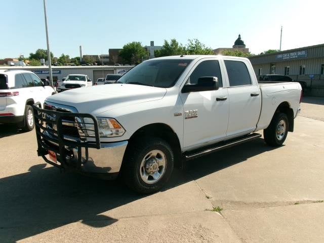 2013 RAM 2500 Tradesman in Bright White — front three-quarter view